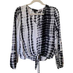 INC Black & White Tie Dye Peasant Top Tie Front Long Sleeve  Size XS